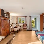 Zwei-zimmer-wohnung In Schopfheim