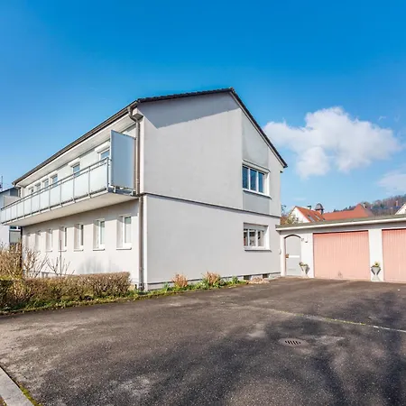 Zwei-zimmer-wohnung In Apartment