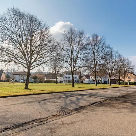 Apartment Zwei-zimmer-wohnung In