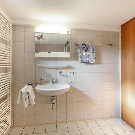 Zwei-zimmer-wohnung In Schopfheim