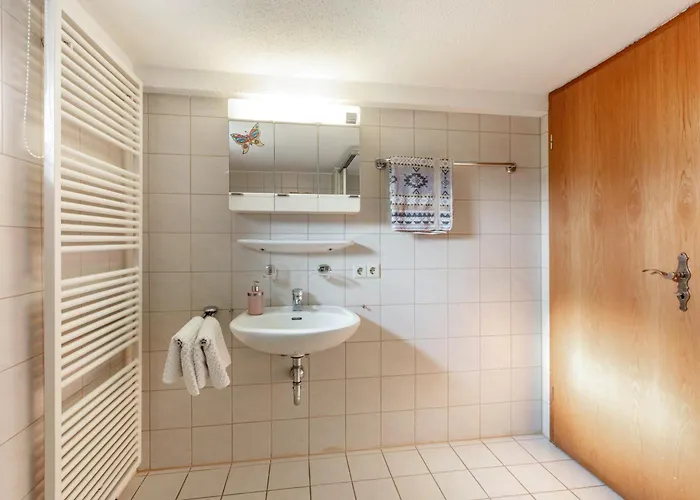 Zwei-zimmer-wohnung In Schopfheim