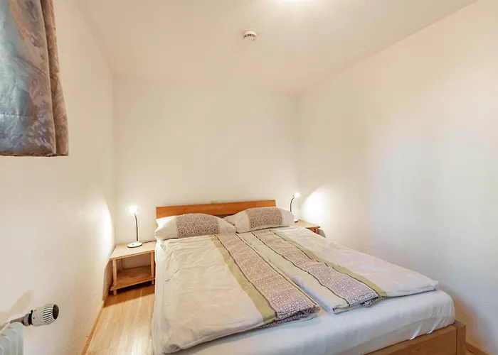 Zwei-zimmer-wohnung In Appartamento