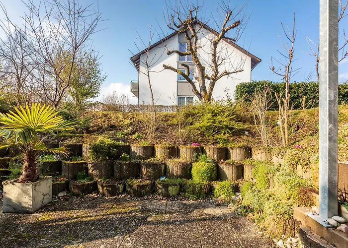 Appartamento Zwei-zimmer-wohnung In Schopfheim